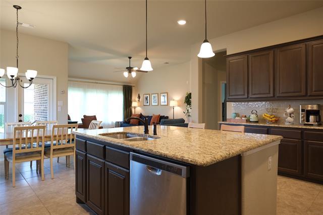 Foto del edificio - 6348 Longhorn Herd Ln