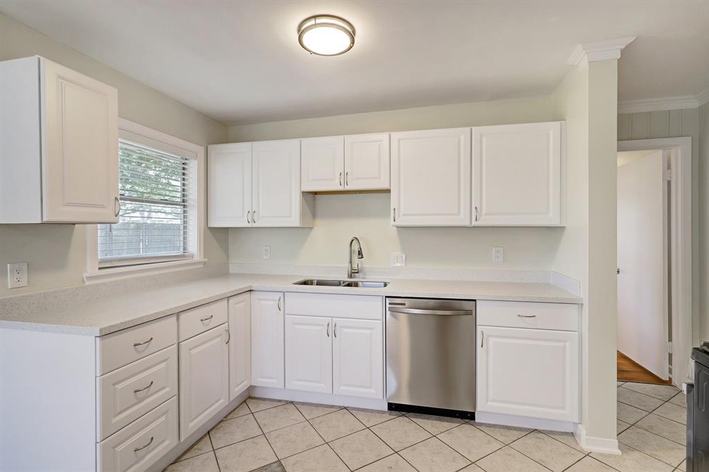 Foto principal - 12327 Coulson St