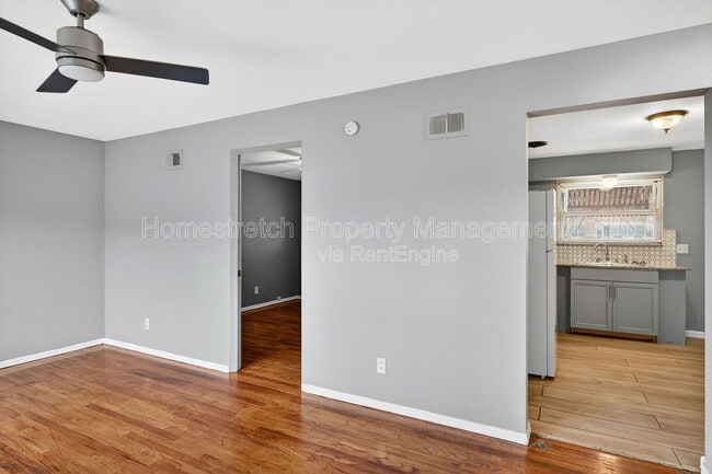 Building Photo - 4036 Dunnica Ave