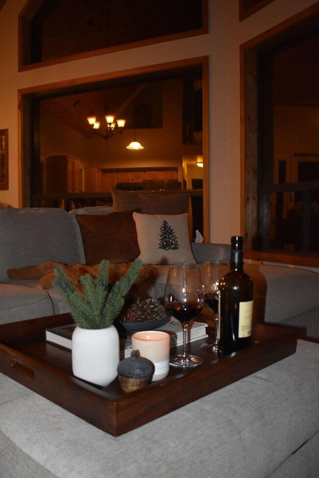 Foto del edificio - 2373 W Mountain Laurel Rd