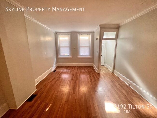 Building Photo - Charming 3 Bedroom Home For Rent in Port R...