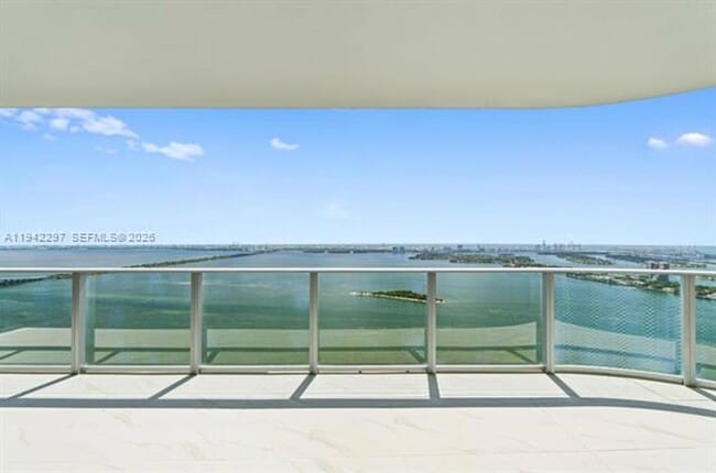 Photo - 700 NE 24th St Apartment