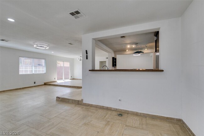 Foto del edificio - 3713 San Joaquin Ave