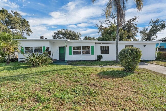 Photo - 833 Pinedale Ave House