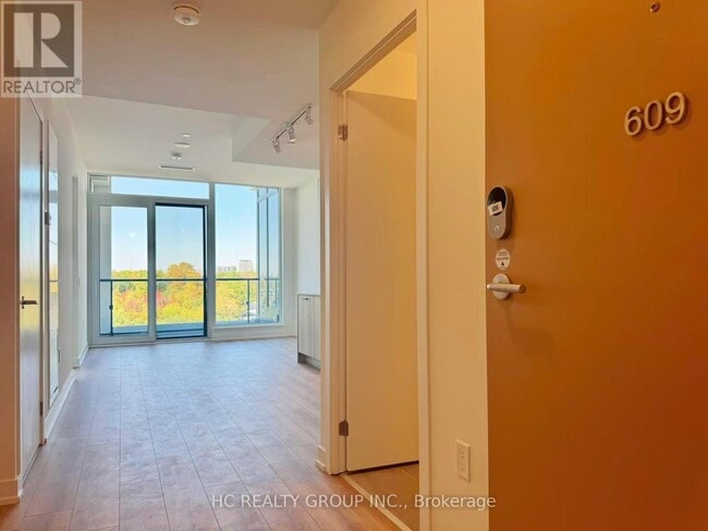 Photo du bâtiment - 1 Kyle Lowry Rd