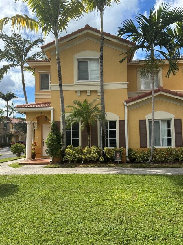8242 NW 107th Ct Unit 112, Doral, FL 33178 Condo for Rent in Doral