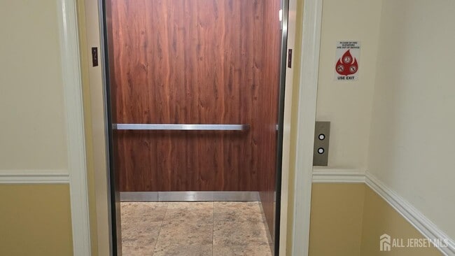 Foto del edificio - 103 Liddle Ave