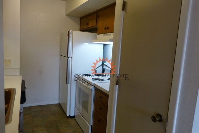 Building Photo - 3528 Adenmor Ct