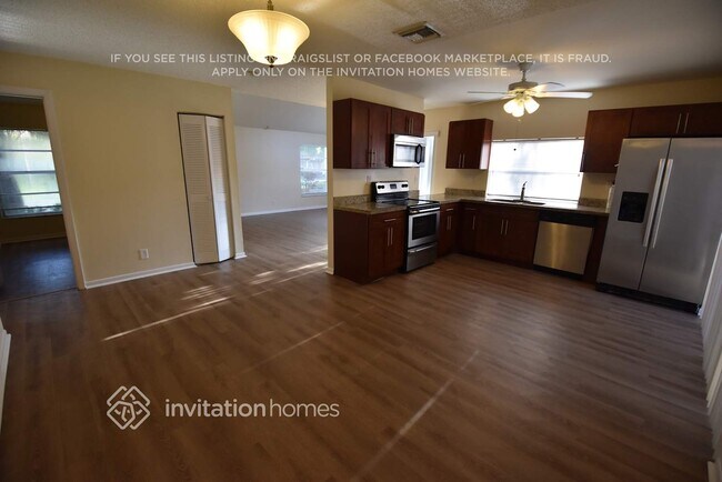 Foto del edificio - 1185 NW 90th Ln