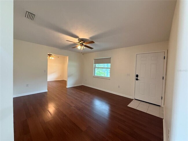 Foto del edificio - 6202 Brandon Cir