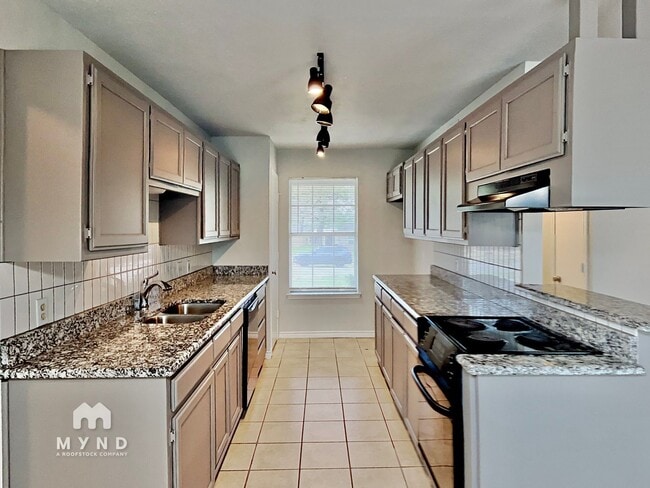 Foto del edificio - 920 E 3rd St