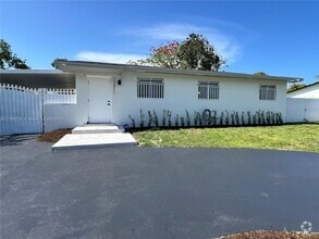 Building Photo - 11311 SW 203rd Terrace