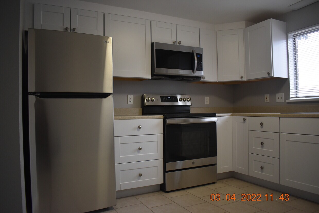 Foto principal - 5394 S Lakeview St