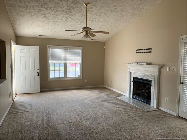 Building Photo - 3848 Meteor Dr