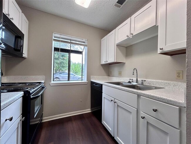 Building Photo - 8905 Schick Rd