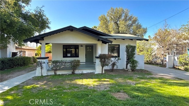Building Photo - 490 Palisade St