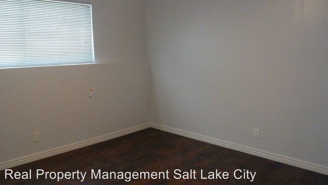 Foto del edificio - 6030 Zodiac Dr