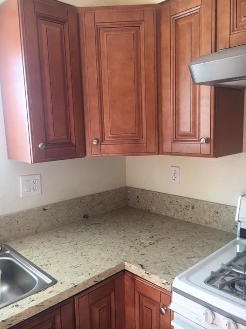 Building Photo - 468 E Verdugo Ave