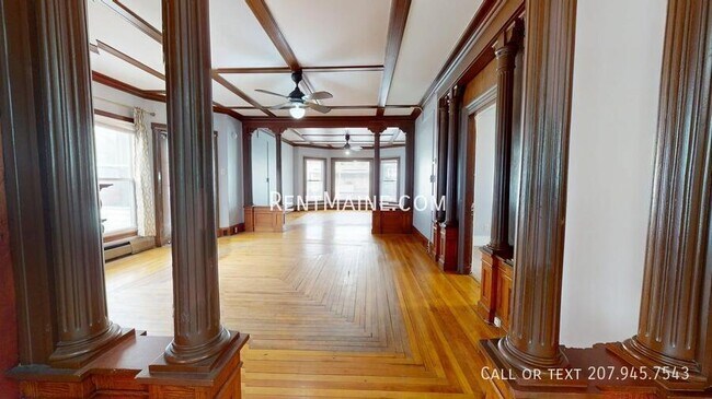 Building Photo - 6 Summer St