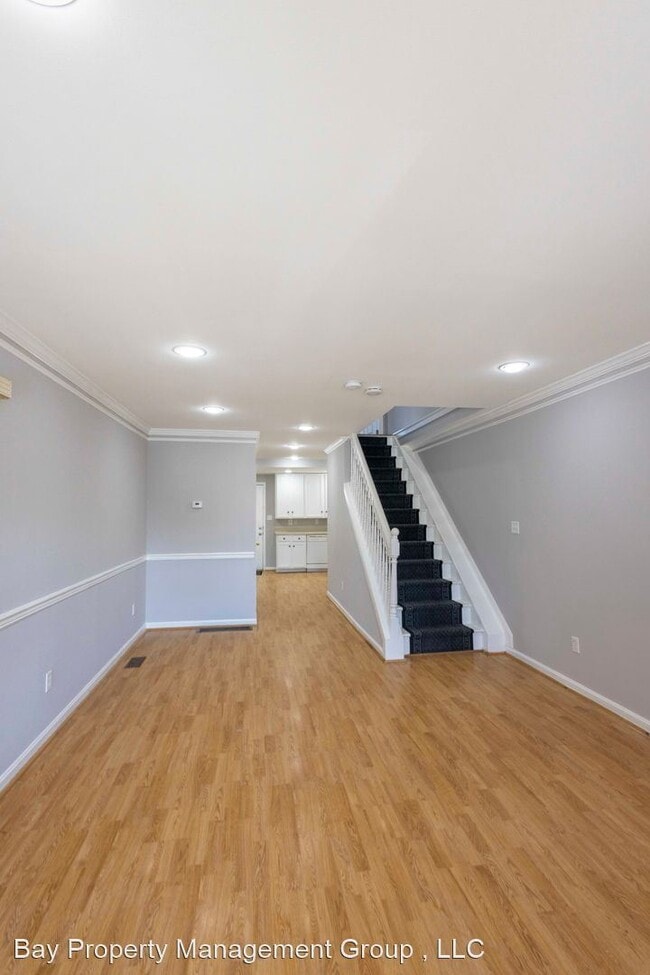 Building Photo - 2 br, 1.5 bath House - 2803 Indiana Ave