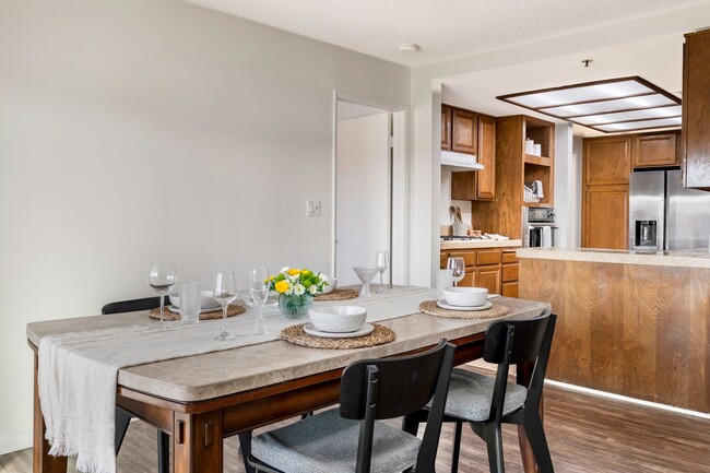 Photo - 16255 Pacific Cir Townhome