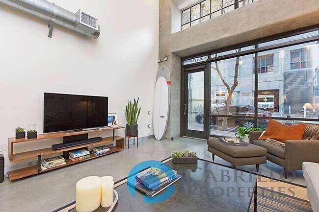 Foto del edificio - 350 11th Ave