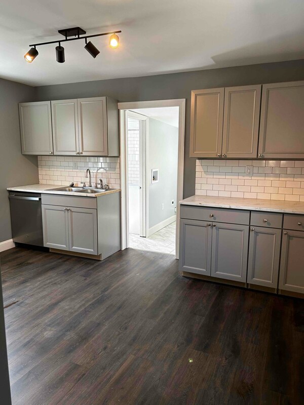 Foto del edificio - 1022 Hickory St