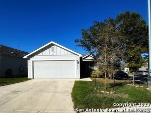 Foto principal - 9007 Oak Meadows Run
