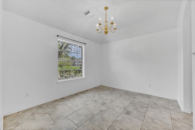 Building Photo - 12210 Woody Hollow Dr