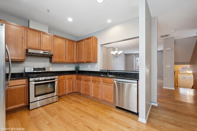 Building Photo - 6158 Washington Ct
