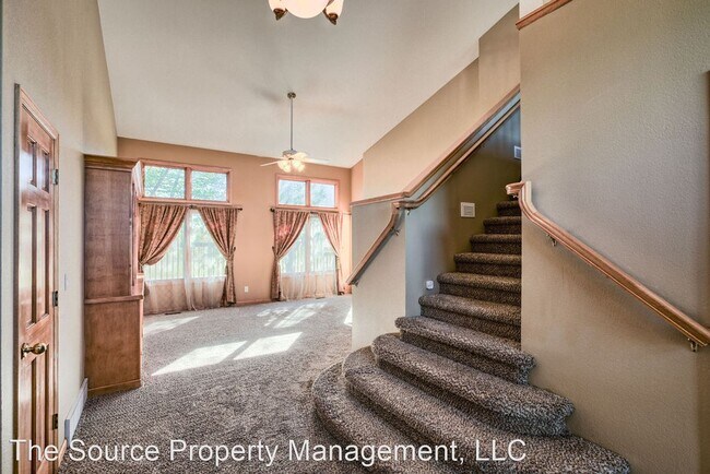 Building Photo - 4 br, 3.5 bath House - 2500 Fox Run Ct