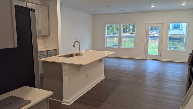 Foto del edificio - 3111 Vitner Dr