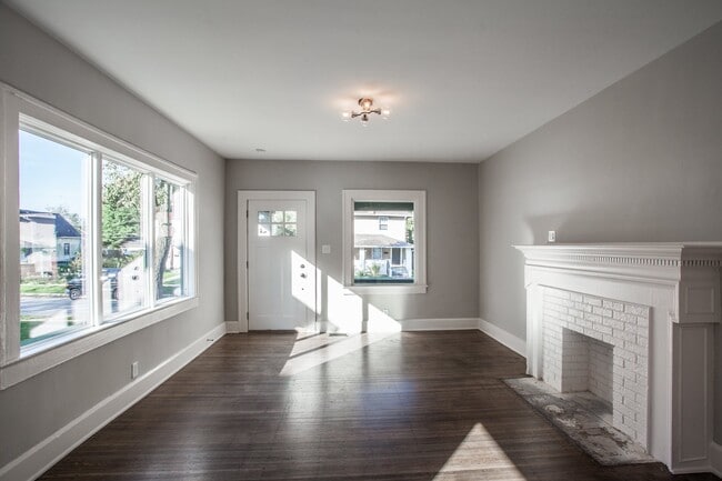 Foto del edificio - 3841 N Park Ave