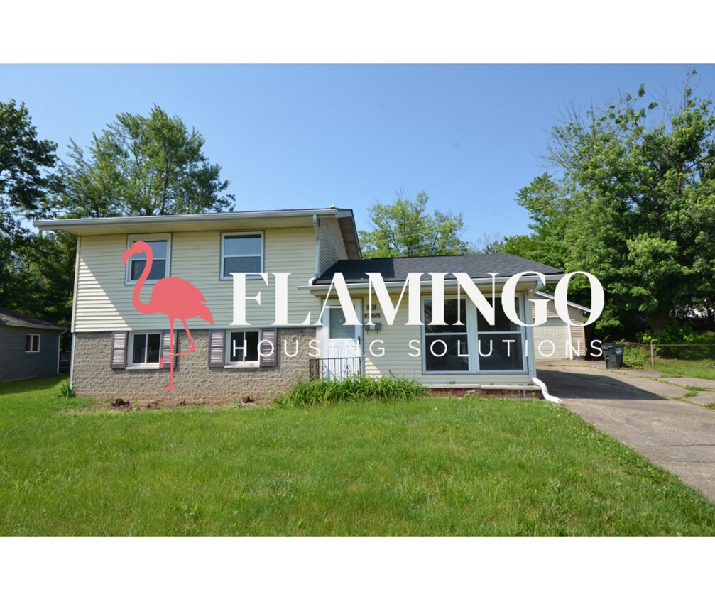 Primary Photo - 4121 Meadowdale Dr