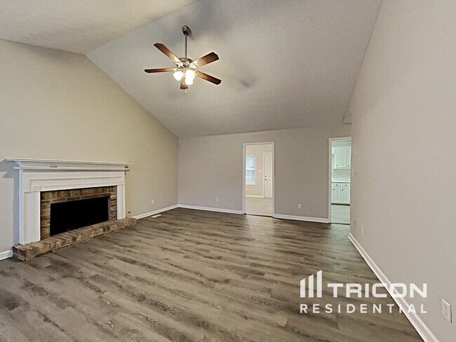 Building Photo - 201 Ranch Ct