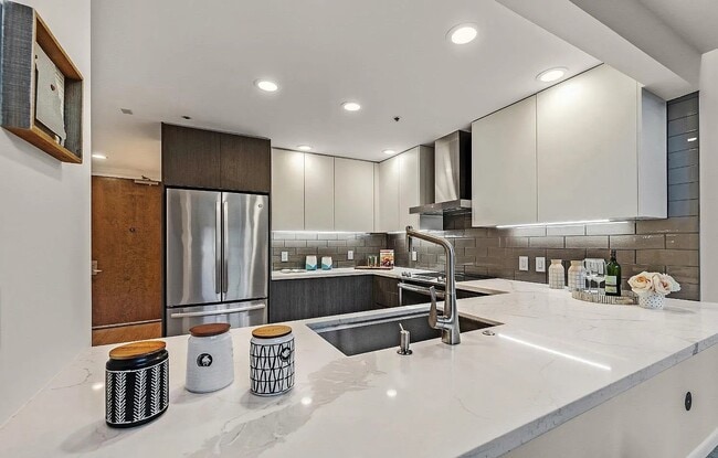 Building Photo - Comfortable Living in This Beautiful 1BR