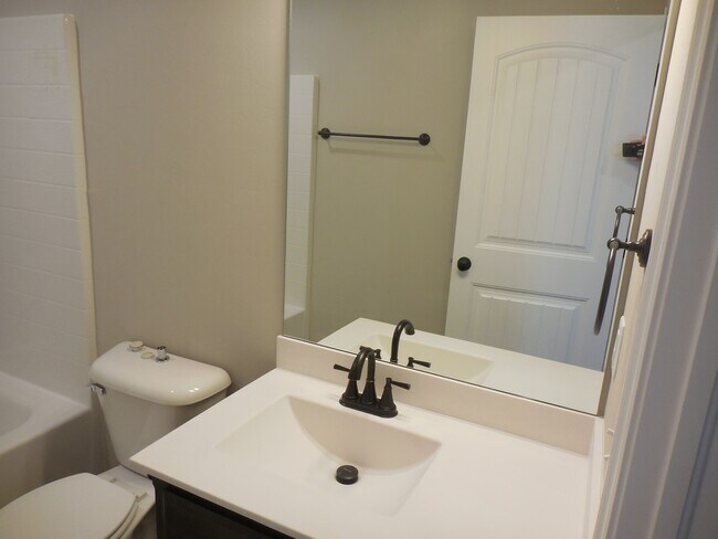 Foto del edificio - 118 NE 23rd St