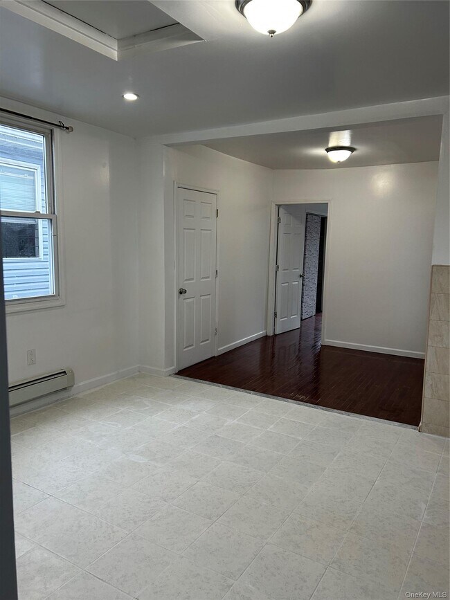 Foto del edificio - 146-16-14106 106th Ave
