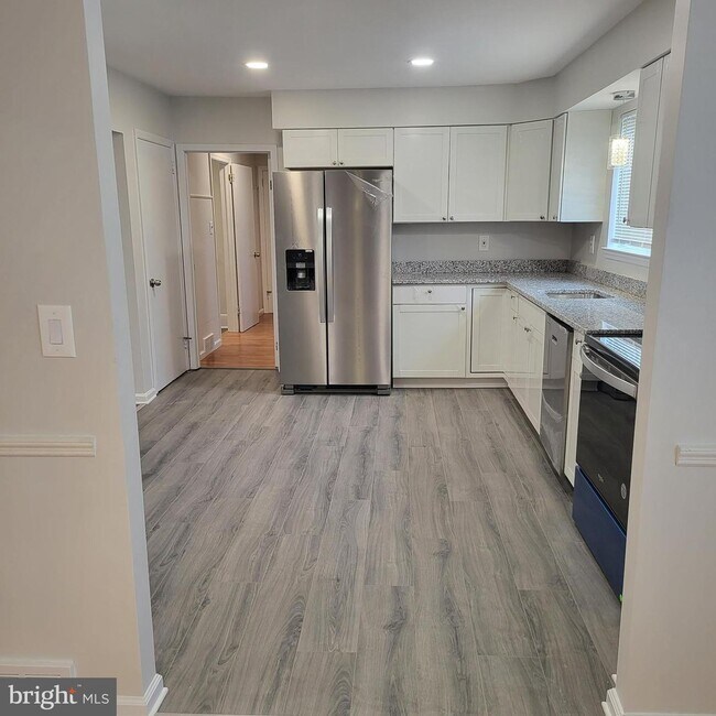 Foto del edificio - 2632 Boxwood Dr