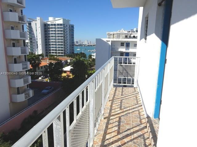 Foto del edificio - 1340 Lincoln Rd
