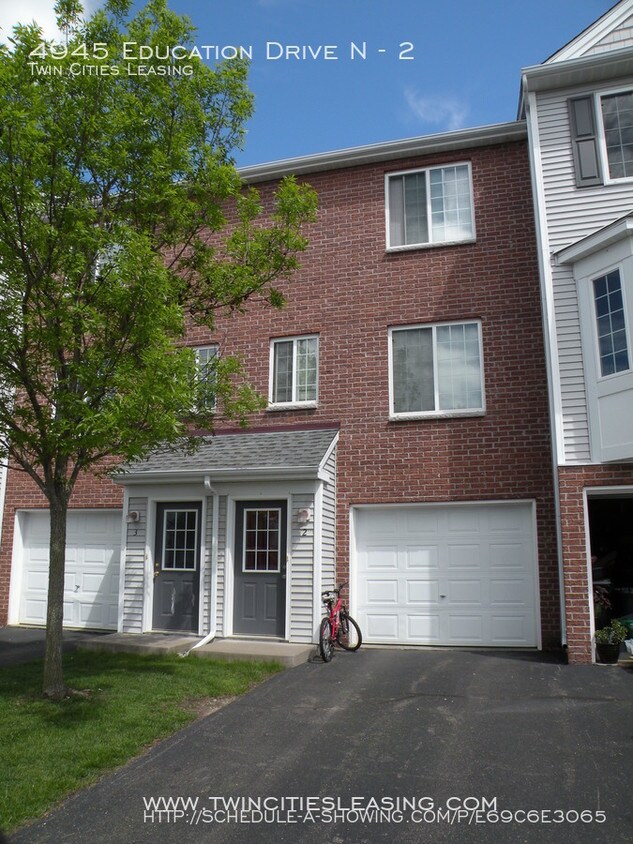 2 bedroom Townhome near Hugo Elementry Townhome Rentals in Hugo MN