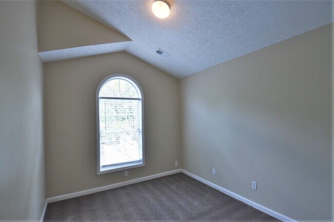 Building Photo - 1102 Britley Park Ln