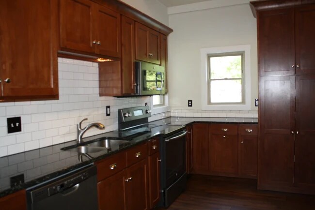 Foto del edificio - 805 N Lincoln St