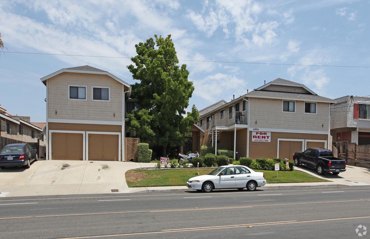 Building Photo - 70th Street