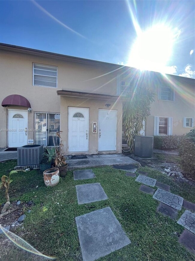 Building Photo - 15280 SW 80th St