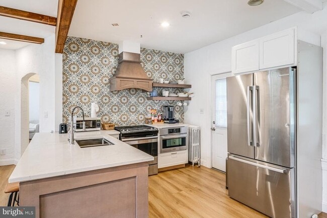 Foto del edificio - 4209 Queensbury Rd