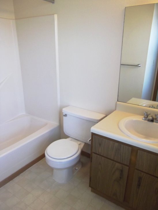 Foto del edificio - 664 E Cherry St