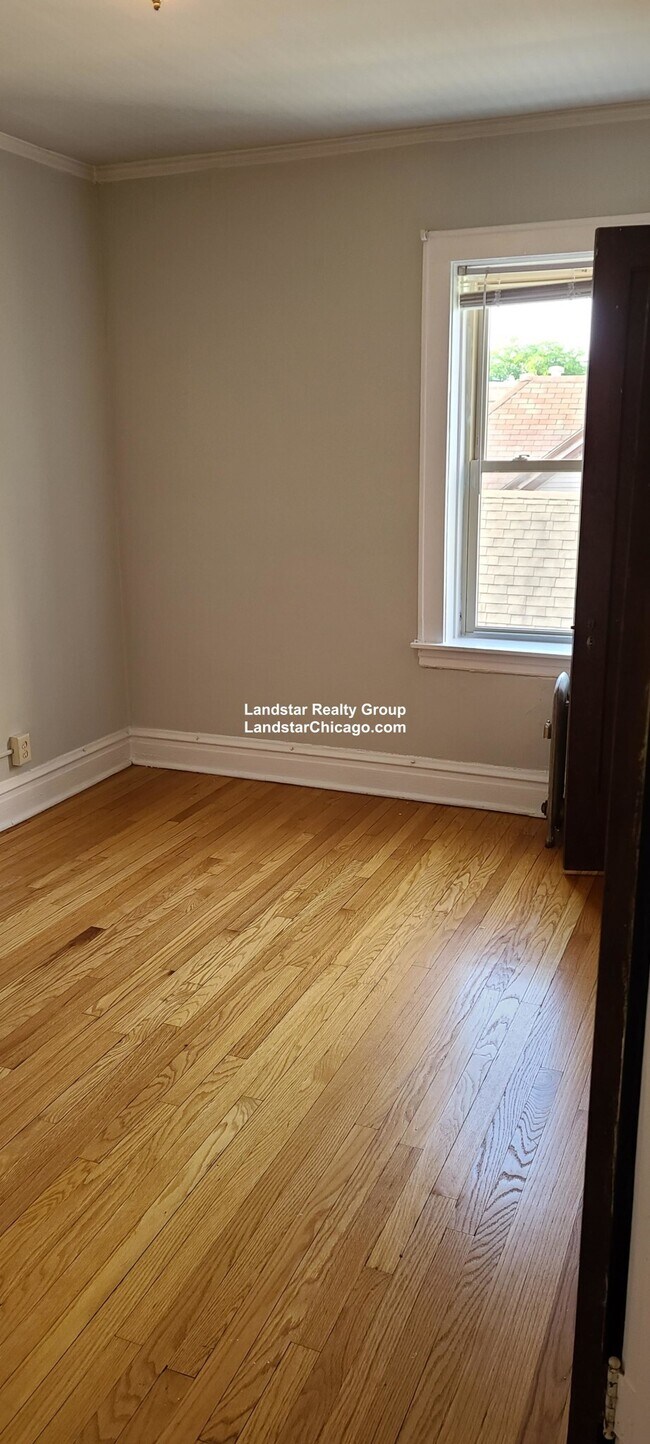 Foto del edificio - 4518 N Wolcott Ave