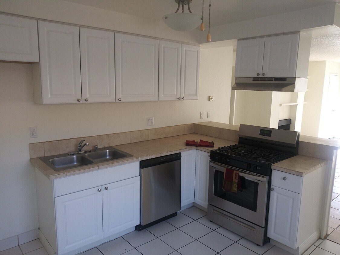 Foto principal - Ramona Park Apartments