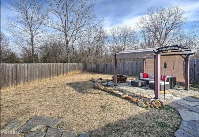 Building Photo - 3 br, 2 bath House - 12011 E 114th Pl N